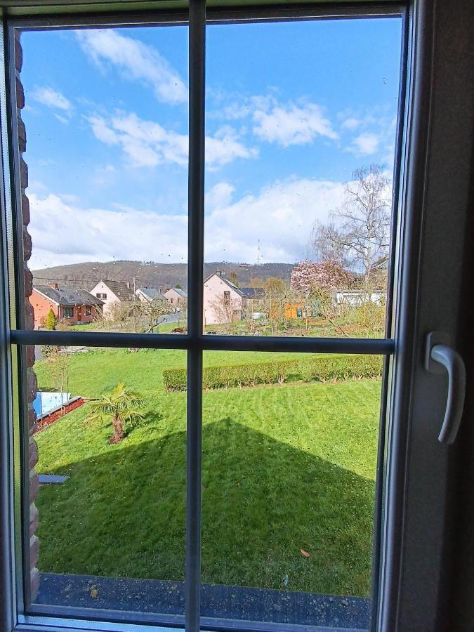 Maison Et Velos A Godinne Dans La Vallee De La Meuse Exteriör bild